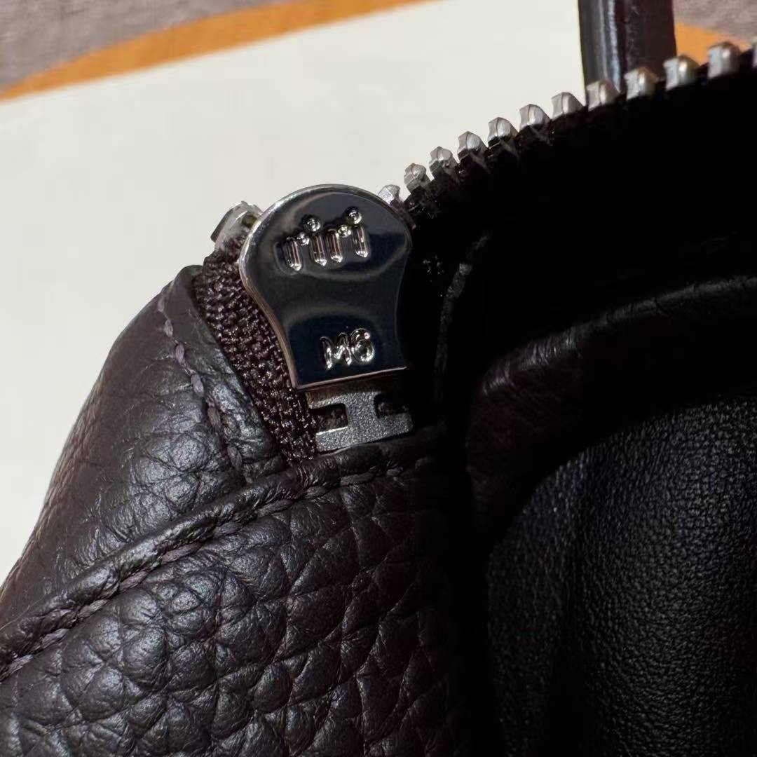 Hermes Lindy 30 CM Bag Handmade In Taurillon Clemence Leather Silver Hardware 3S Macassar - Image 5