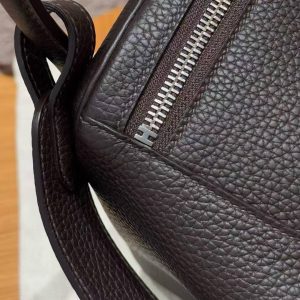 Hermes Lindy 30 CM Bag Handmade In Taurillon Clemence Leather Silver Hardware 3S Macassar - Image 4