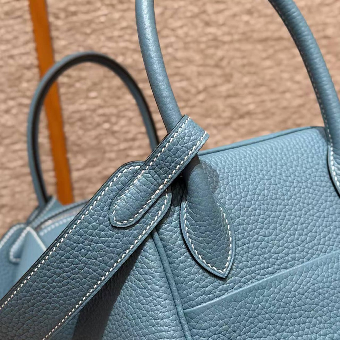 Hermes Lindy 30 CM Bag Handmade In Taurillon Clemence Leather Silver Hardware 75 Blue Jean - Image 17