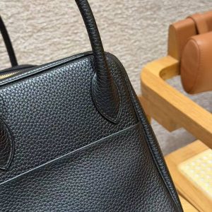 Hermes Lindy 30 CM Bag Handmade In Taurillon Clemence Leather Gold Hardware 89 Noir - Image 17