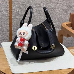 Hermes Lindy 30 CM Bag Handmade In Taurillon Clemence Leather Gold Hardware 89 Noir - Image 3