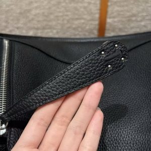 Hermes Lindy 30 CM Bag Handmade In Taurillon Clemence Leather Sliver Hardware 89 Noir - Image 6
