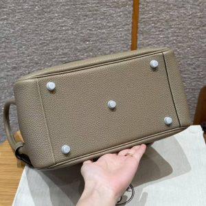 Hermes Lindy 30 CM Bag Handmade In Taurillon Clemence Leather Sliver Hardware 8Q Beige Marfa - Image 14