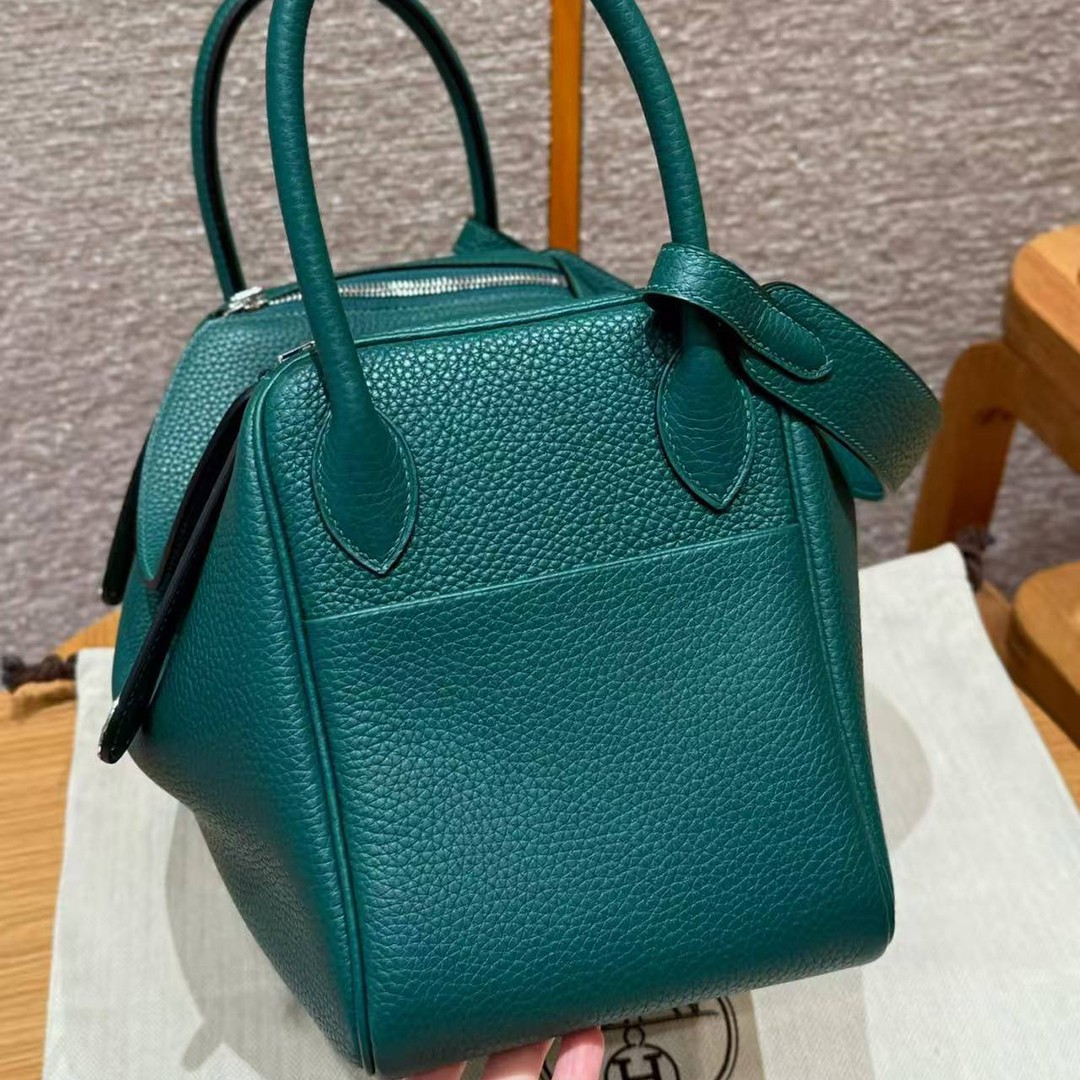 Hermes Lindy 30 CM Bag Handmade In Taurillon Clemence Leather Silver Hardware Z6 Malachite - Image 18