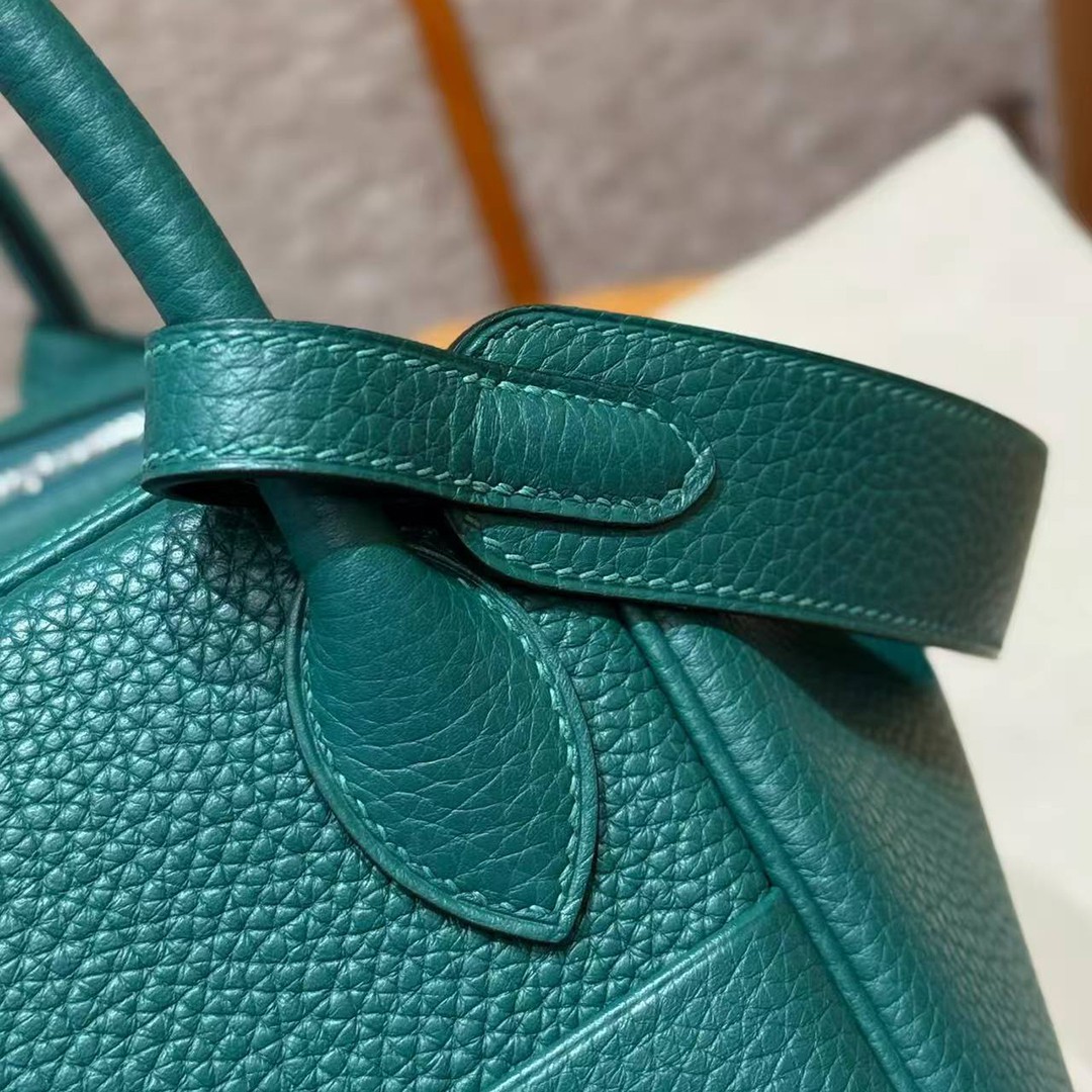 Hermes Lindy 30 CM Bag Handmade In Taurillon Clemence Leather Silver Hardware Z6 Malachite - Image 8