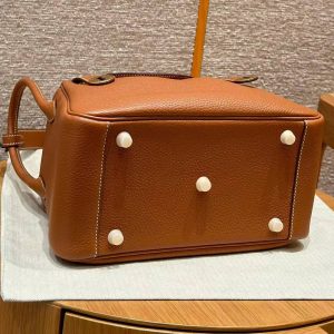 Hermes Lindy 30 CM Bag Handmade In Taurillon Clemence Leather Gold Hardware ck37 Gold - Image 14