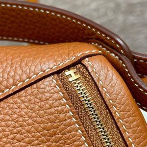 Hermes Lindy 30 CM Bag Handmade In Taurillon Clemence Leather Gold Hardware ck37 Gold - Image 12