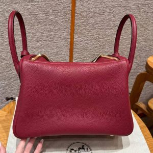 Hermes Lindy 30 CM Bag Handmade In Taurillon Clemence Leather Gold Hardware k1 Rouge Grenat - Image 15
