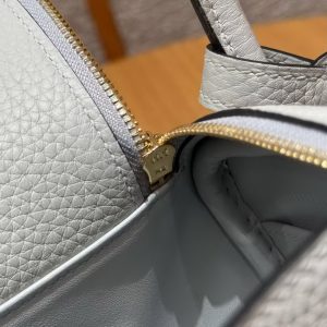 Hermes Lindy Mini 19 CM Bag Handmade In Taurillon Clemence Leather Gold Hardware 08 Blue Pale - Image 18