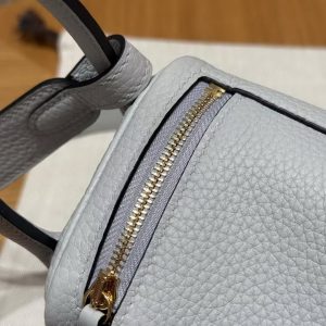 Hermes Lindy Mini 19 CM Bag Handmade In Taurillon Clemence Leather Gold Hardware 08 Blue Pale - Image 12