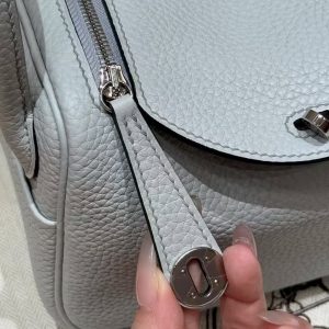 Hermes Lindy Mini 19 CM Bag Handmade In Taurillon Clemence Leather Silver Hardware 08 Blue Pale - Image 9