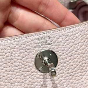 Hermes Lindy Mini 19 CM Bag Handmade In Taurillon Clemence Leather Silver Hardware 09 Mauve Pale - Image 14