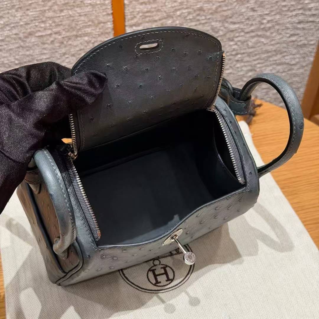 Hermes Lindy Mini 19 CM Bag Handmade In KK Ostrich Leather from South Africa Silver Hardware 0L Gris Meyer - Image 15