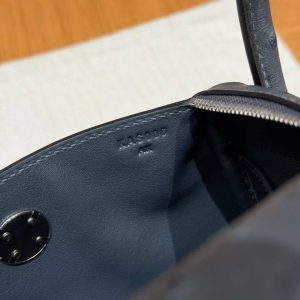 Hermes Lindy Mini 19 CM Bag Handmade In KK Ostrich Leather from South Africa Silver Hardware 0L Gris Meyer - Image 12