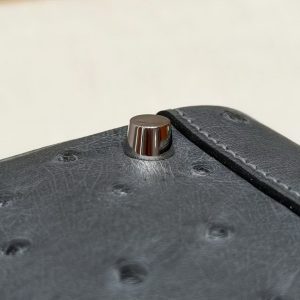 Hermes Lindy Mini 19 CM Bag Handmade In KK Ostrich Leather from South Africa Silver Hardware 0L Gris Meyer - Image 9