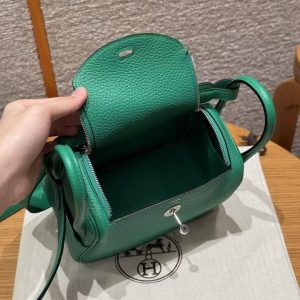 Hermes Lindy Mini 19 CM Bag Handmade In Taurillon Clemence Leather Silver Hardware 0T Vert Comics - Image 9