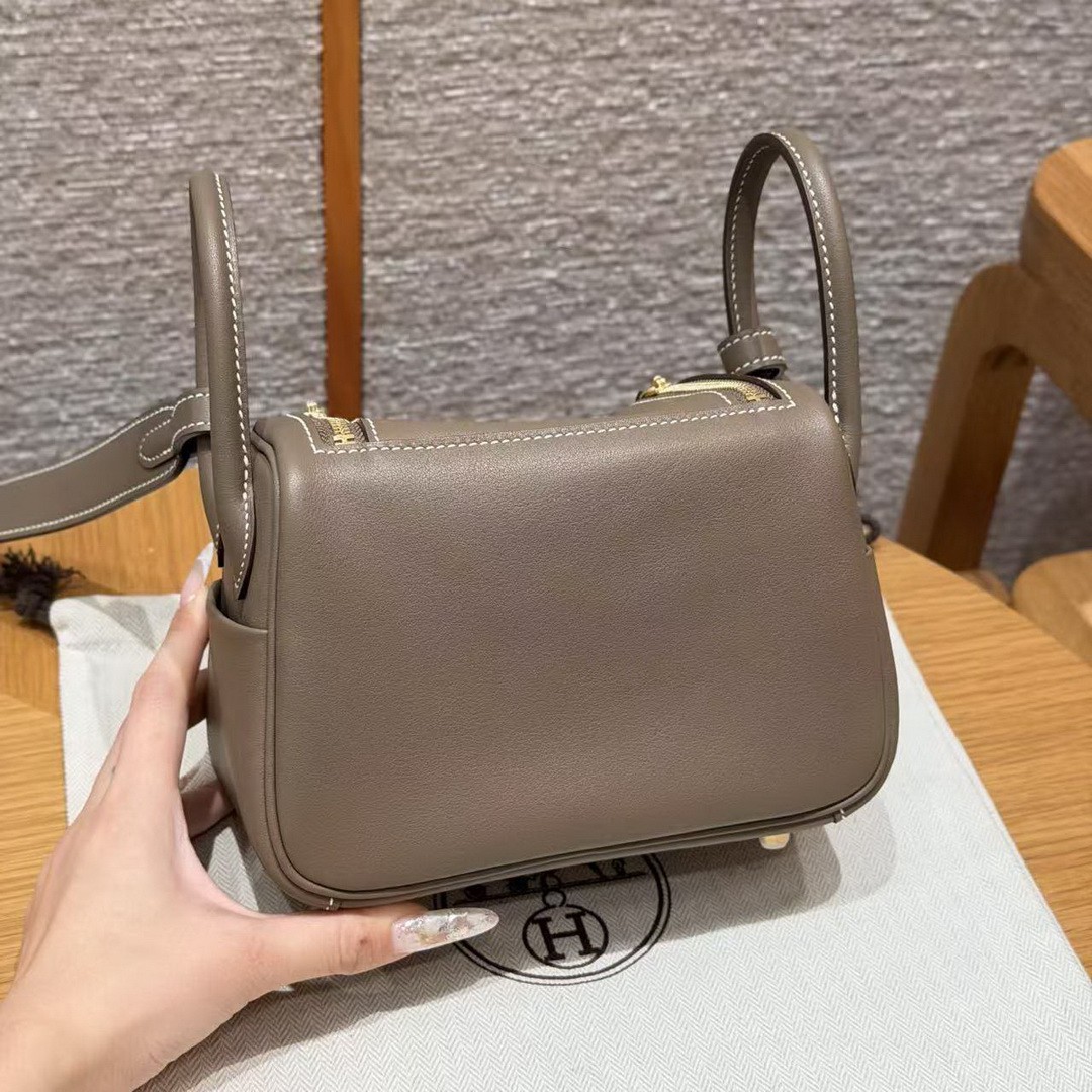 Hermes Lindy Mini 19 CM Bag Handmade In Swift Leather Gold Hardware 18 Etoupe - Image 2
