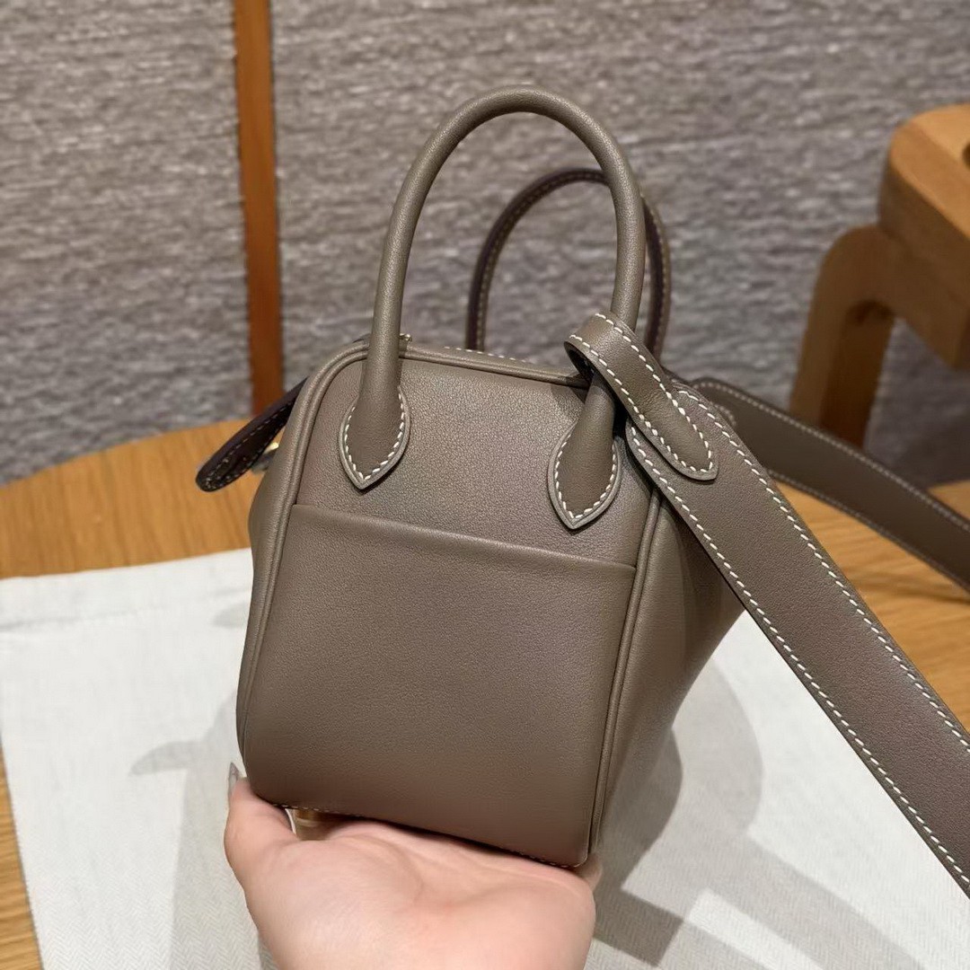 Hermes Lindy Mini 19 CM Bag Handmade In Swift Leather Gold Hardware 18 Etoupe - Image 17
