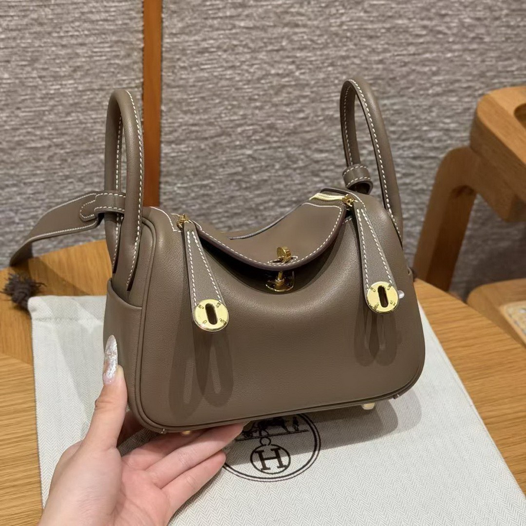 Hermes Lindy Mini 19 CM Bag Handmade In Swift Leather Gold Hardware 18 Etoupe