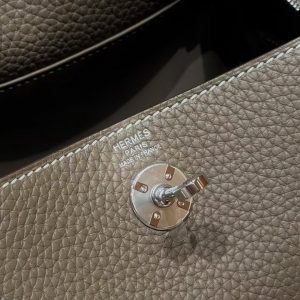 Hermes Lindy Mini 19 CM Bag Handmade In Taurillon Clemence Leather Silver Hardware 18 Etoupe - Image 12
