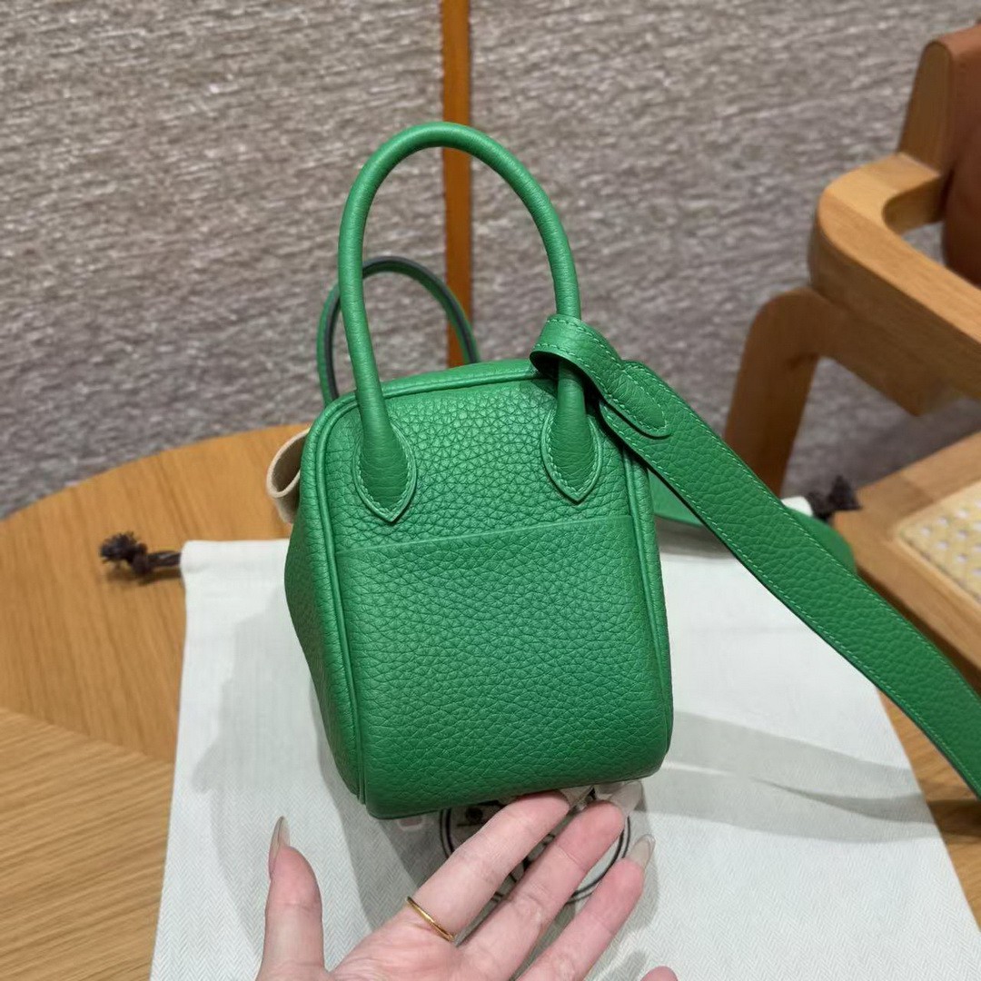 Hermes Lindy Mini 19 CM Bag Handmade In Taurillon Clemence Leather Silver Hardware 1k Bambou - Image 16