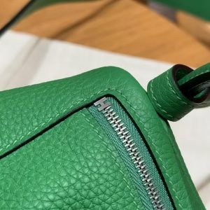 Hermes Lindy Mini 19 CM Bag Handmade In Taurillon Clemence Leather Silver Hardware 1k Bambou - Image 6