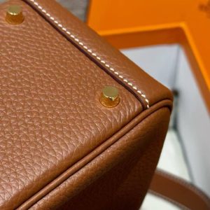 Hermes Lindy Mini 19 CM Bag Handmade In Taurillon Clemence Leather Gold Hardware 37 Gold - Image 11