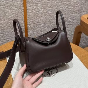 Hermes Lindy Mini 19 CM Bag Handmade In Swift Calfskin Leather Silver Hardware 46 Ebene