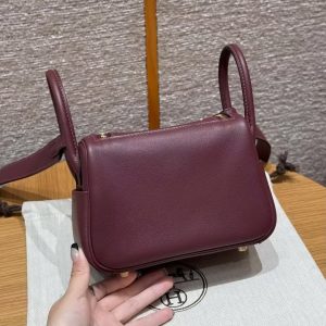 Hermes Lindy Mini 19 CM Bag Handmade In Swift Leather Gold Hardware 57 Bordeaux - Image 2