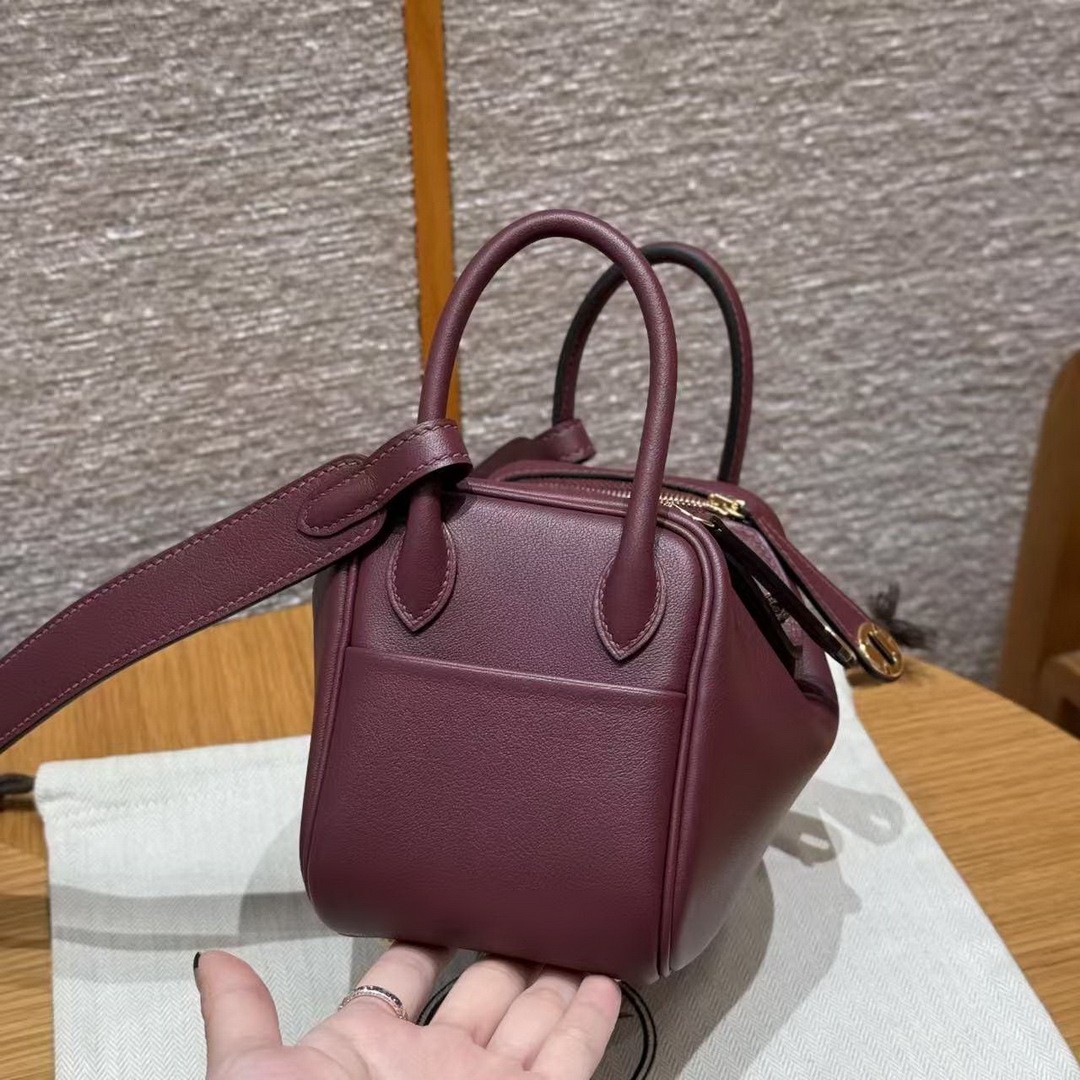 Hermes Lindy Mini 19 CM Bag Handmade In Swift Leather Gold Hardware 57 Bordeaux - Image 18