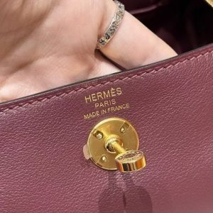 Hermes Lindy Mini 19 CM Bag Handmade In Swift Leather Gold Hardware 57 Bordeaux - Image 15