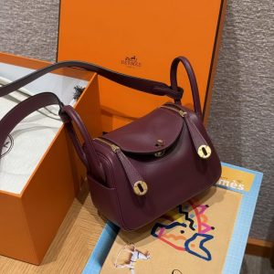 Hermes Lindy Mini 19 CM Bag Handmade In Swift Leather Gold Hardware 57 Bordeaux - Image 9
