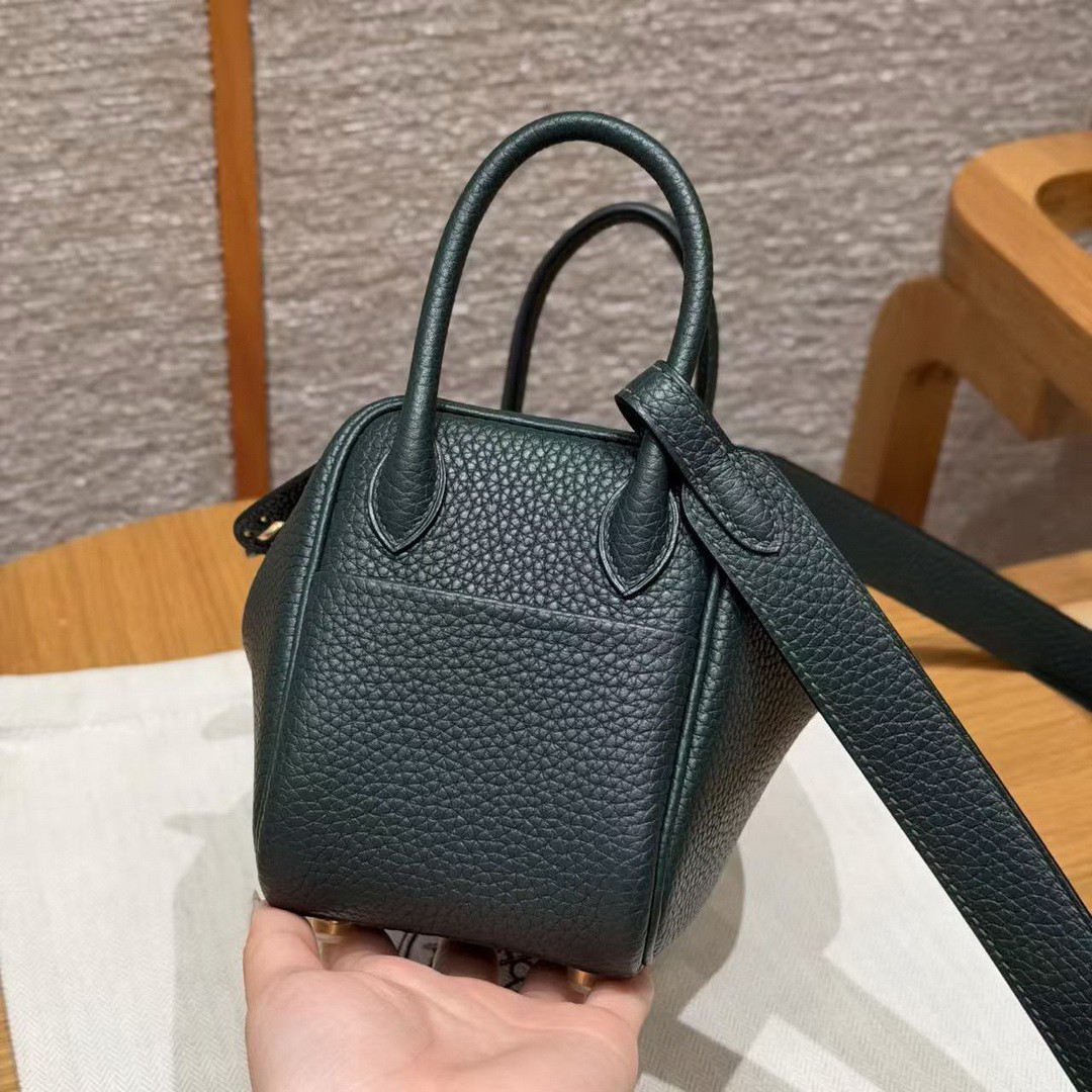 Hermes Lindy Mini 19 CM Bag Handmade In Taurillon Clemence Leather Gold Hardware 67 Vert Fonce - Image 18