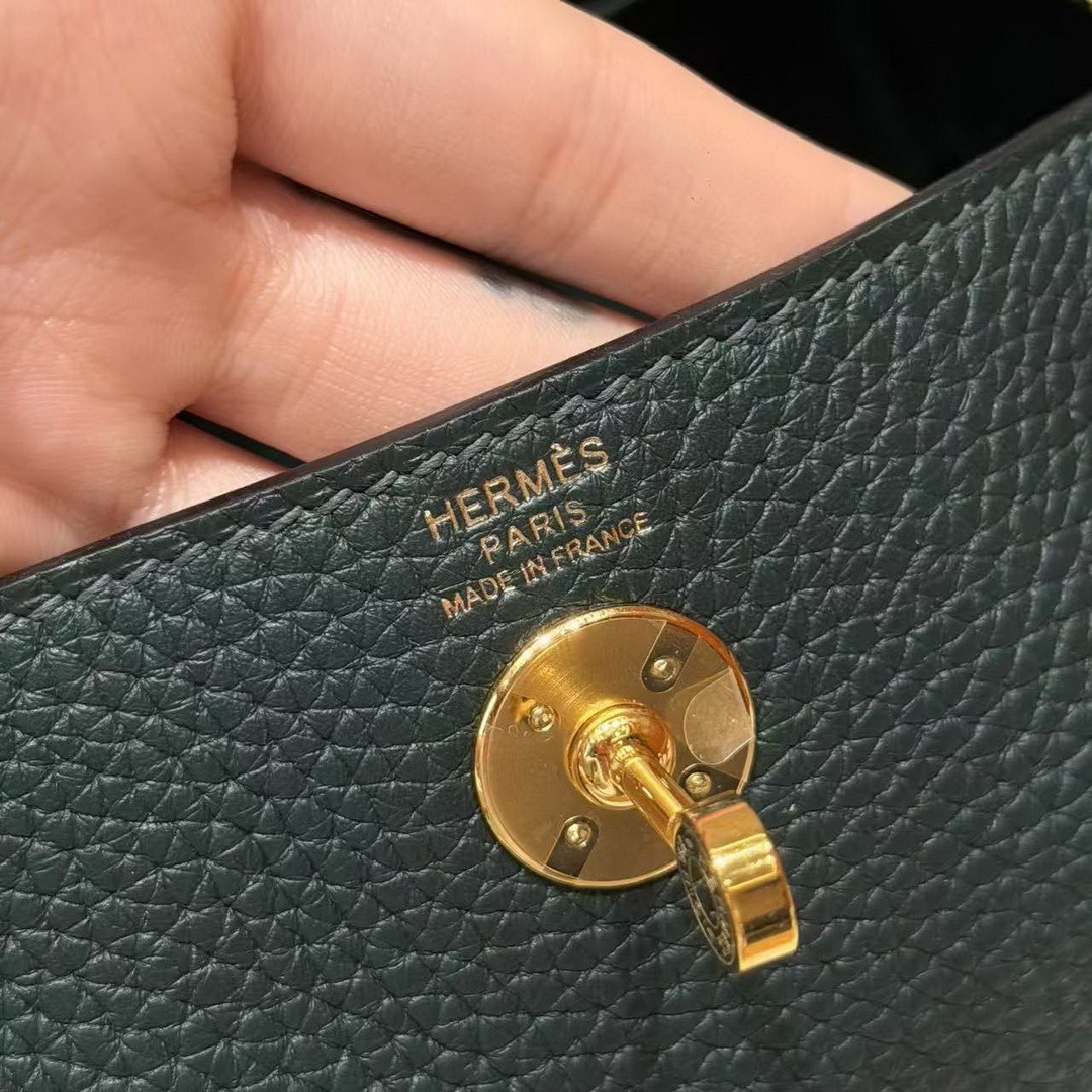 Hermes Lindy Mini 19 CM Bag Handmade In Taurillon Clemence Leather Gold Hardware 67 Vert Fonce - Image 15