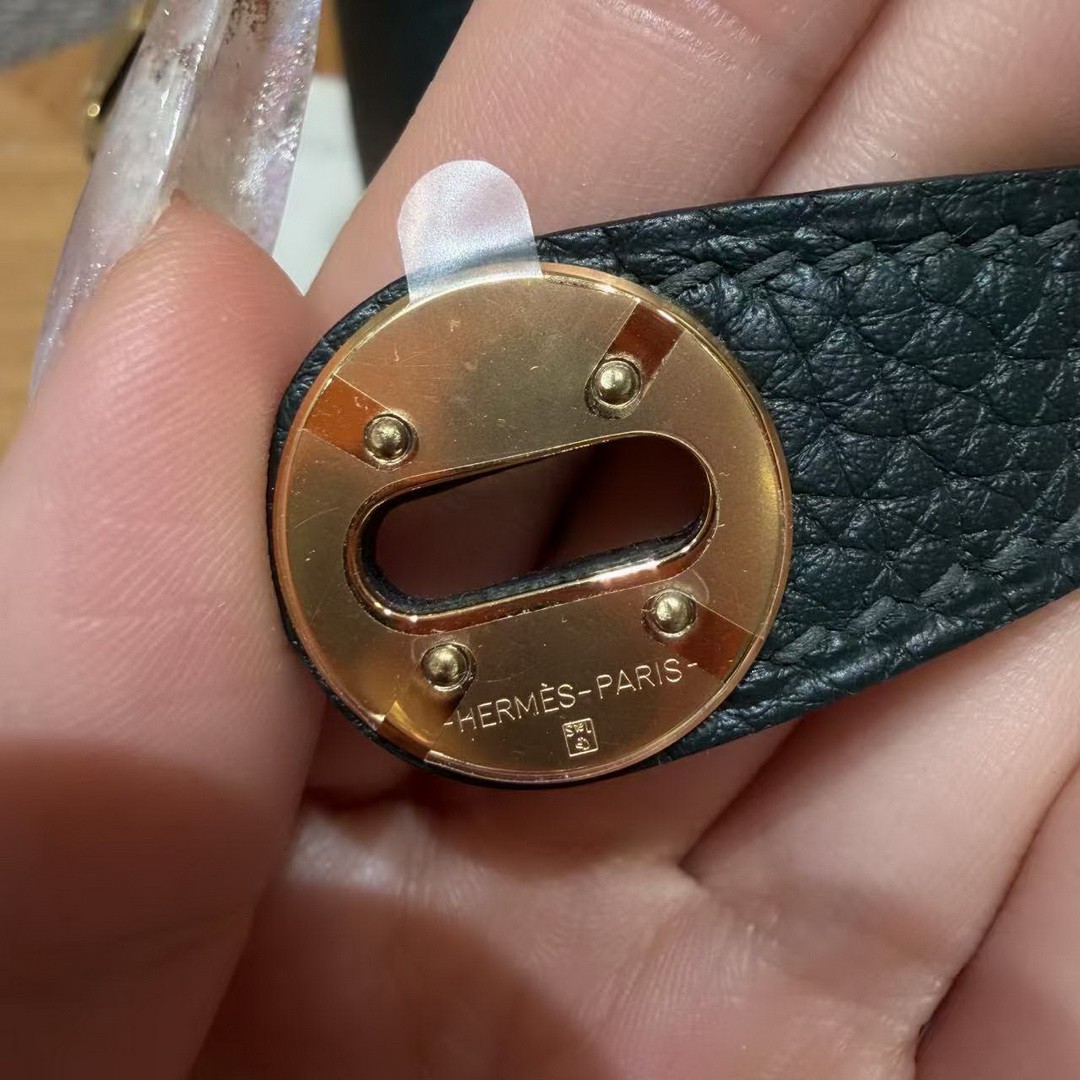 Hermes Lindy Mini 19 CM Bag Handmade In Taurillon Clemence Leather Gold Hardware 67 Vert Fonce - Image 13