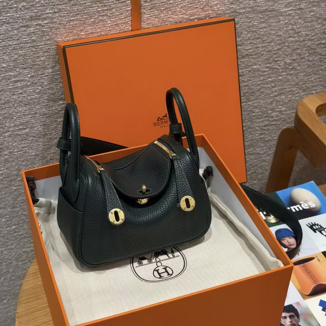 Hermes Lindy Mini 19 CM Bag Handmade In Taurillon Clemence Leather Gold Hardware 67 Vert Fonce - Image 12