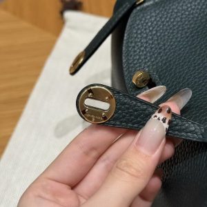 Hermes Lindy Mini 19 CM Bag Handmade In Taurillon Clemence Leather Gold Hardware 6O Vert Cypres - Image 5