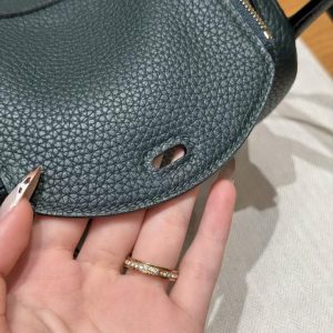 Hermes Lindy Mini 19 CM Bag Handmade In Taurillon Clemence Leather Gold Hardware 6O Vert Cypres - Image 4