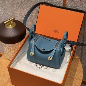 Hermes Lindy Mini 19 CM Bag Handmade In Taurillon Clemence Leather Gold Hardware 75 Blue Jean - Image 13