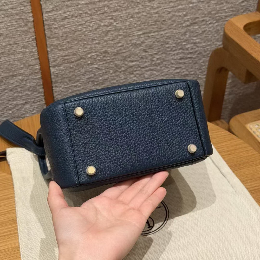 Hermes Lindy Mini 19 CM Bag Handmade In Taurillon Clemence Leather Gold Hardware 7P Blue Presse - Image 20