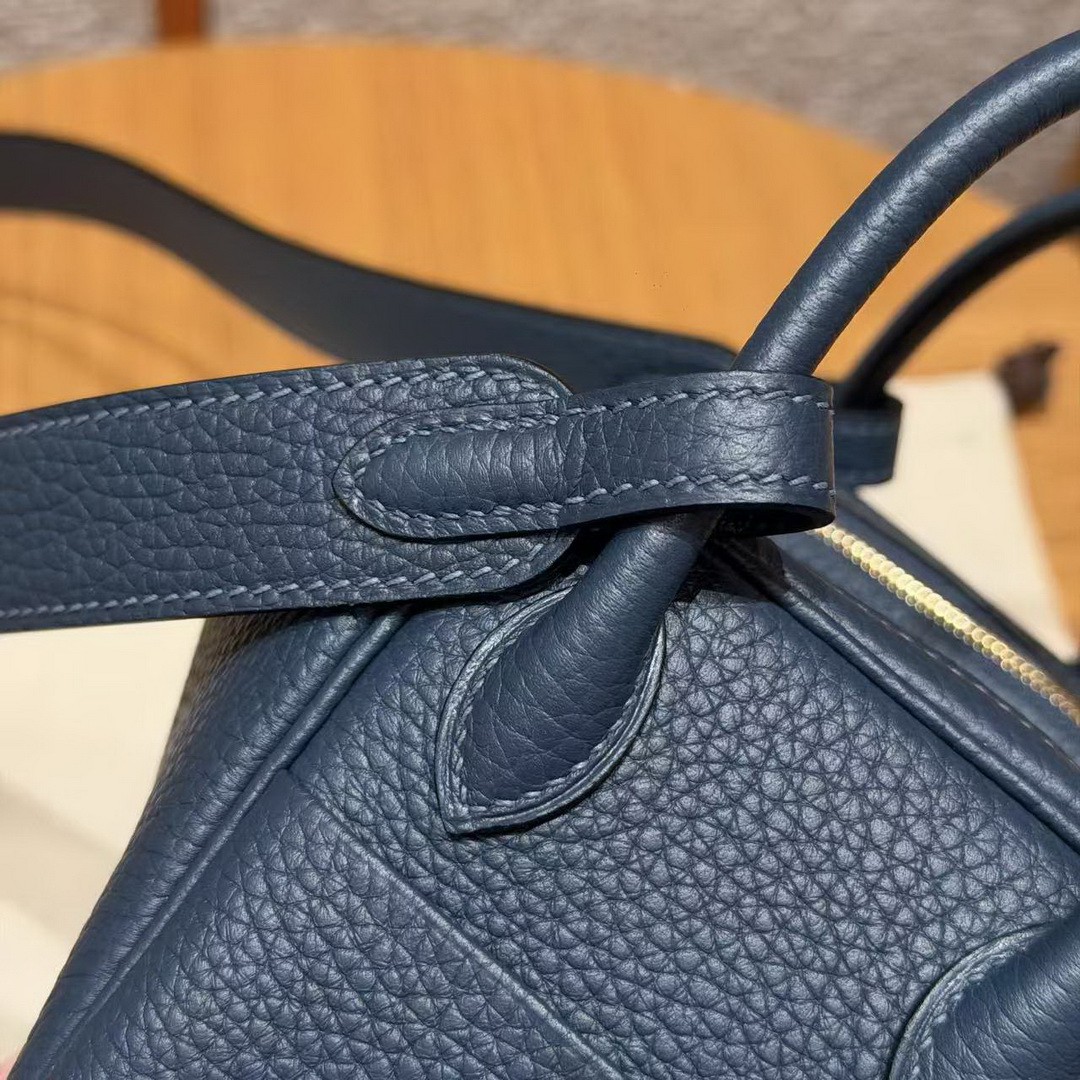 Hermes Lindy Mini 19 CM Bag Handmade In Taurillon Clemence Leather Gold Hardware 7P Blue Presse - Image 7