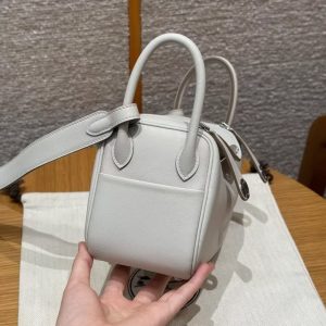 Hermes Lindy Mini 19 CM Bag Handmade In Swift Leather Silver Hardware 80 Gris Perle - Image 19