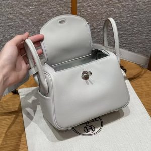 Hermes Lindy Mini 19 CM Bag Handmade In Swift Leather Silver Hardware 80 Gris Perle - Image 12