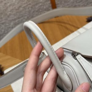 Hermes Lindy Mini 19 CM Bag Handmade In Swift Leather Silver Hardware 80 Gris Perle - Image 6