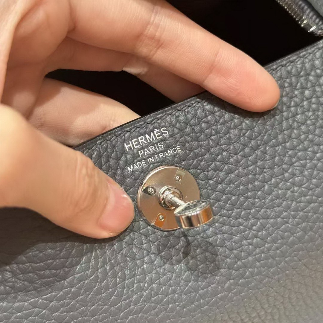 Hermes Lindy Mini 19 CM Bag Handmade In Taurillon Clemence Leather Silver Hardware 85 Ardoise - Image 19