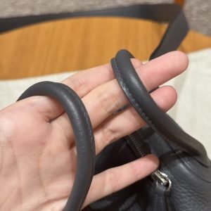 Hermes Lindy Mini 19 CM Bag Handmade In Taurillon Clemence Leather Silver Hardware 85 Ardoise - Image 17