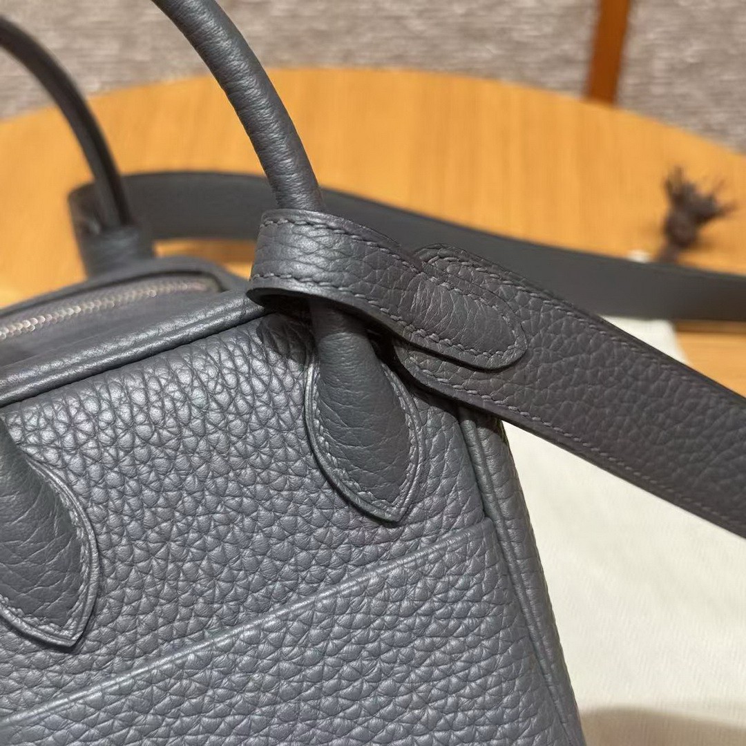 Hermes Lindy Mini 19 CM Bag Handmade In Taurillon Clemence Leather Silver Hardware 85 Ardoise - Image 13