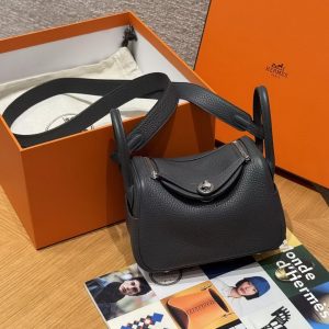 Hermes Lindy Mini 19 CM Bag Handmade In Taurillon Clemence Leather Silver Hardware 85 Ardoise - Image 4