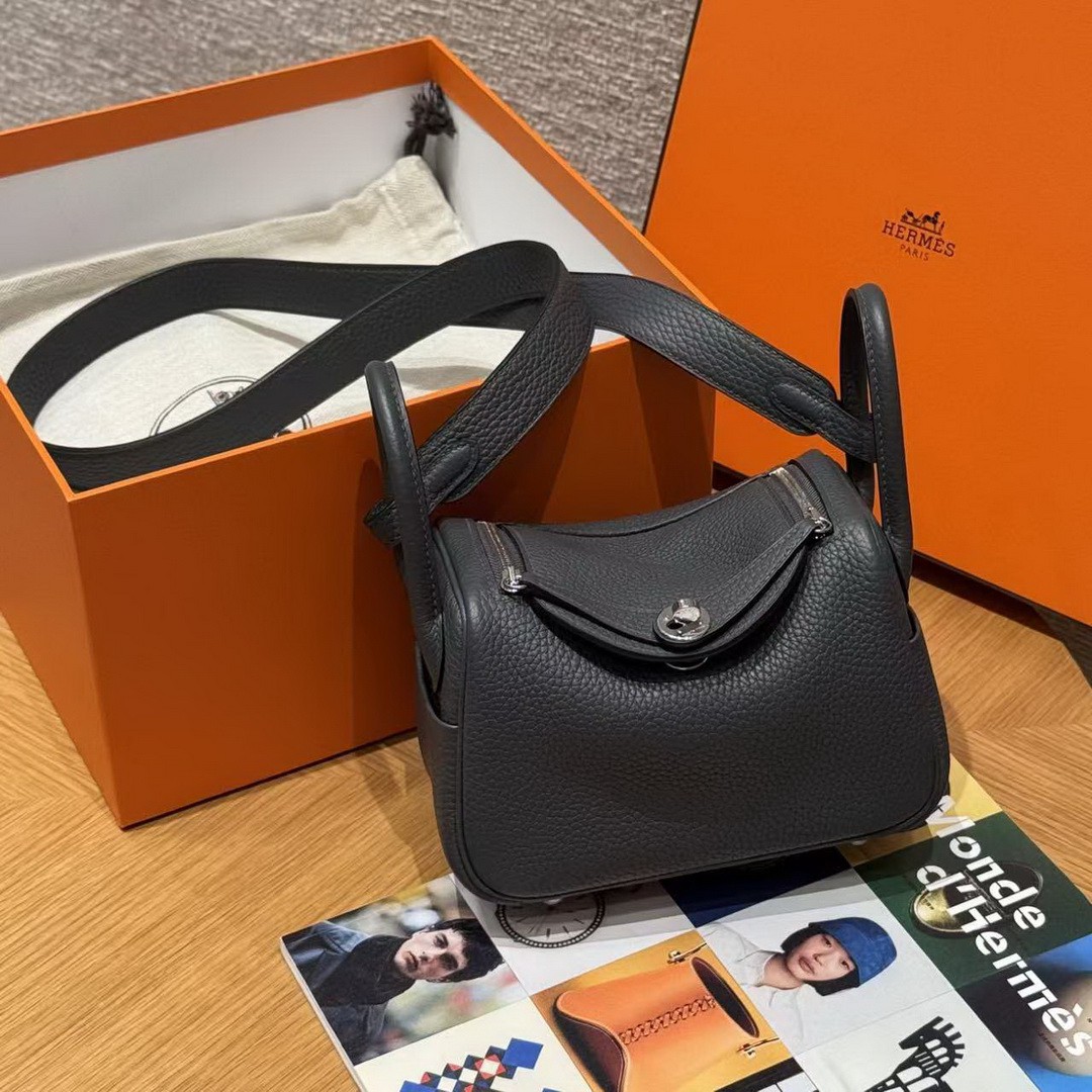 Hermes Lindy Mini 19 CM Bag Handmade In Taurillon Clemence Leather Silver Hardware 85 Ardoise - Image 4