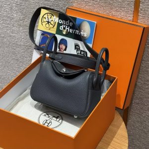 Hermes Lindy Mini 19 CM Bag Handmade In Taurillon Clemence Leather Silver Hardware 85 Ardoise - Image 3
